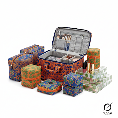 Makeup Bags & Storage